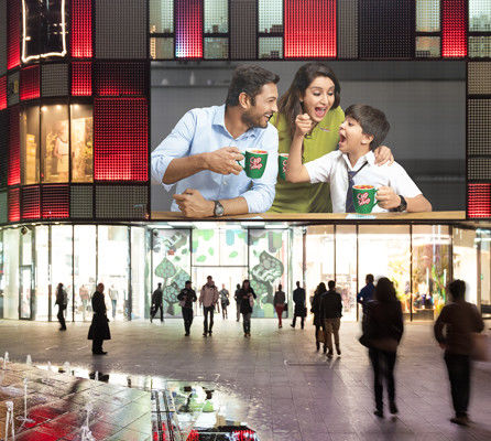 Kiosk hiển thị quảng cáo Biển quảng cáo P4 Led Video kỹ thuật số cho trung tâm mua sắm